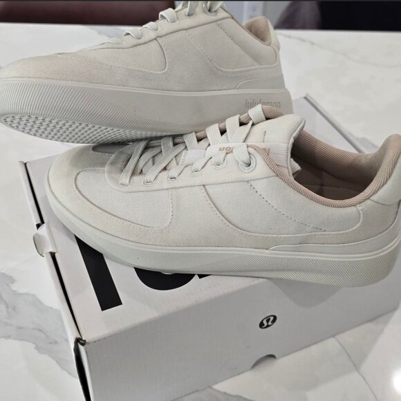 Lulu Women's Canvas Sneaker - Picture 2 of 4